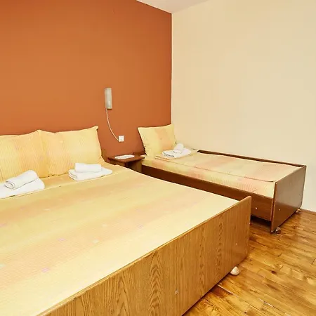 Stojadinovic 아파트 *